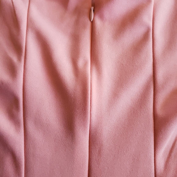 pink bodycon dress - Picture 6 of 7